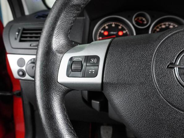 Opel Astra H Рестайлинг с пробегом 2012 года, цена 849 000 рублей, 78549 км, седан, Автокод Объявления