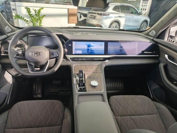 Новый Geely Monjaro I 2026 года, цена 4 954 990 рублей, внедорожник, Автокод Объявления