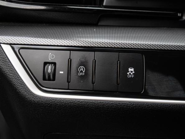 Kia Sportage V с пробегом 2024 года, цена 4 070 000 рублей, 37271 км, внедорожник, Автокод Объявления