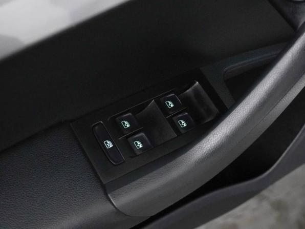 Skoda Octavia III (A7) Рестайлинг с пробегом 2019 года, цена 1 225 456 рублей, 162495 км, лифтбек, Автокод Объявления