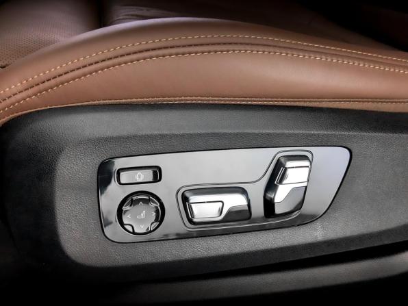 BMW X6 III (G06) Рестайлинг с пробегом 2025 года, цена 13 930 000 рублей, 7944 км, внедорожник, Автокод Объявления