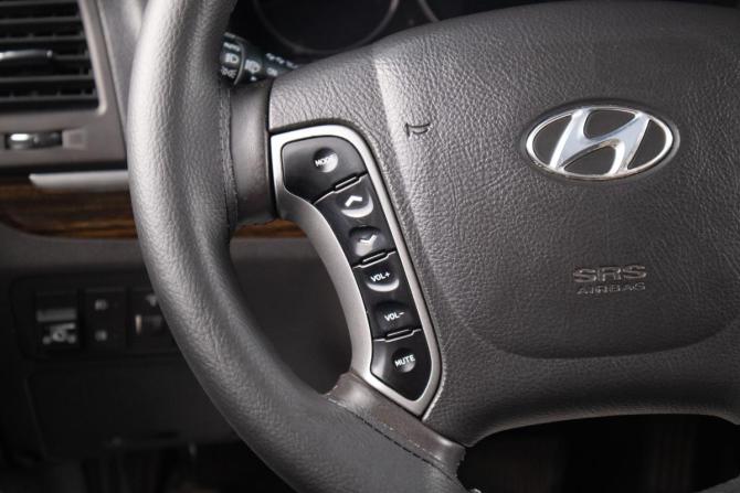 Hyundai Santa Fe II Рестайлинг с пробегом 2012 года, цена 1 259 000 рублей, 244000 км, внедорожник, Автокод Объявления