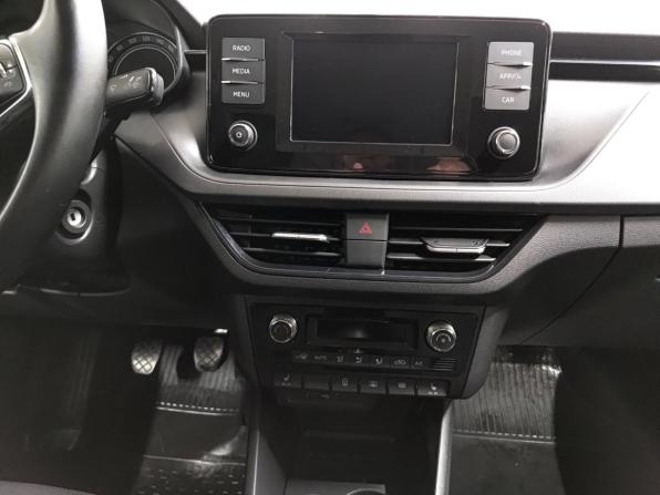 Skoda Rapid II с пробегом 2022 года, цена 1 599 000 рублей, 119670 км, лифтбек, Автокод Объявления