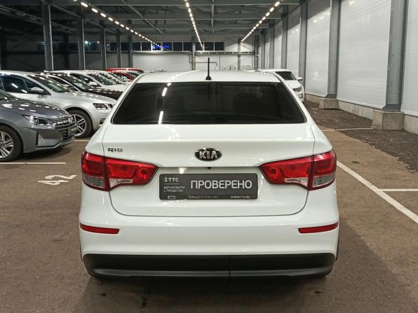 Kia Rio III Рестайлинг с пробегом 2016 года, цена 1 140 000 рублей, 131261 км, седан, Автокод Объявления