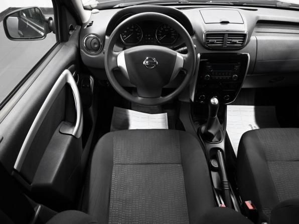 Nissan Terrano III (D10) с пробегом 2015 года, цена 1 200 000 рублей, 49466 км, внедорожник, Автокод Объявления