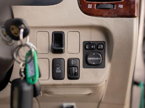 Toyota Ipsum I (M10) с пробегом 2001 года, цена 675 000 рублей, 214280 км, компактвэн, Автокод Объявления