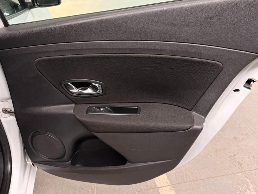 Renault Fluence I Рестайлинг Екатеринбург  - изображение 19