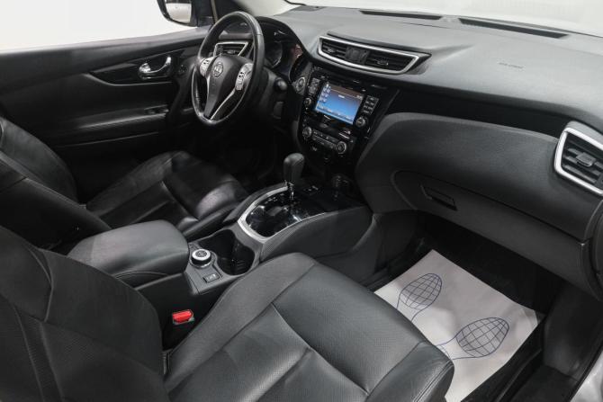Nissan Qashqai II с пробегом 2018 года, цена 1 909 000 рублей, 70000 км, внедорожник, Автокод Объявления