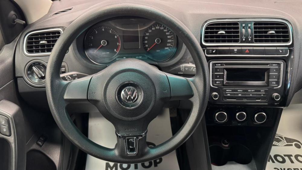 Volkswagen Polo V Киров  - изображение 15