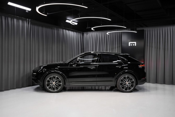 Новый Porsche Cayenne III Рестайлинг 2024 года, цена 23 472 200 рублей, внедорожник, Автокод Объявления