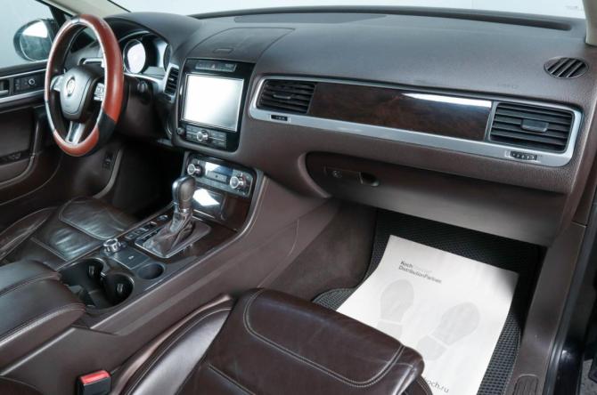 Volkswagen Touareg II с пробегом 2011 года, цена 1 979 000 рублей, 293172 км, внедорожник, Автокод Объявления