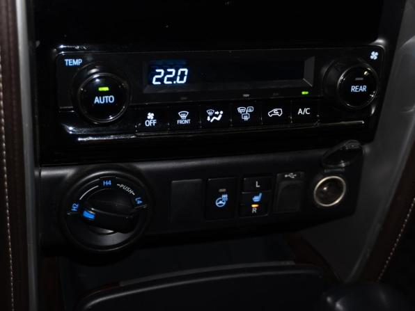 Toyota Fortuner II с пробегом 2020 года, цена 3 599 000 рублей, 232157 км, внедорожник, Автокод Объявления