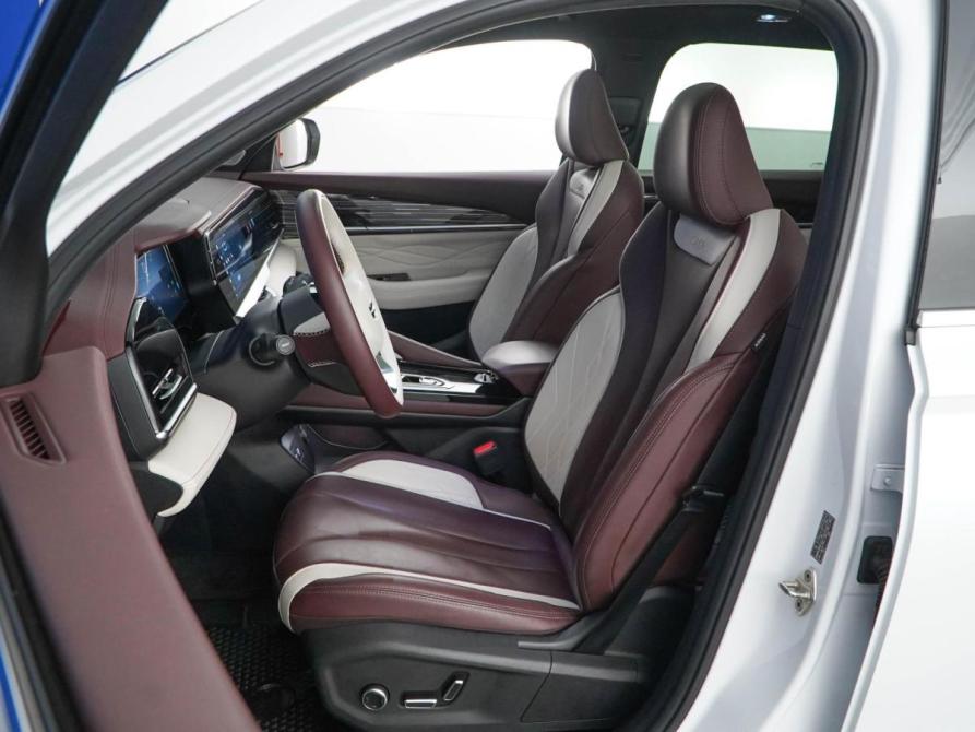 Geely Monjaro I Москва  - изображение 10