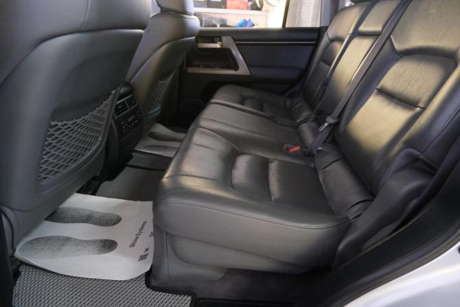 Toyota Land Cruiser 200 Series с пробегом 2009 года, цена 3 299 000 рублей, 312000 км, внедорожник, Автокод Объявления