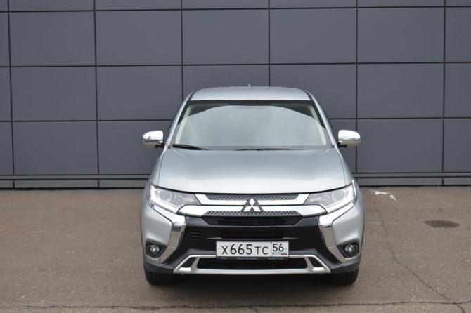 Mitsubishi Outlander III Рестайлинг 3 с пробегом 2019 года, цена 1 920 000 рублей, 95004 км, внедорожник, Автокод Объявления