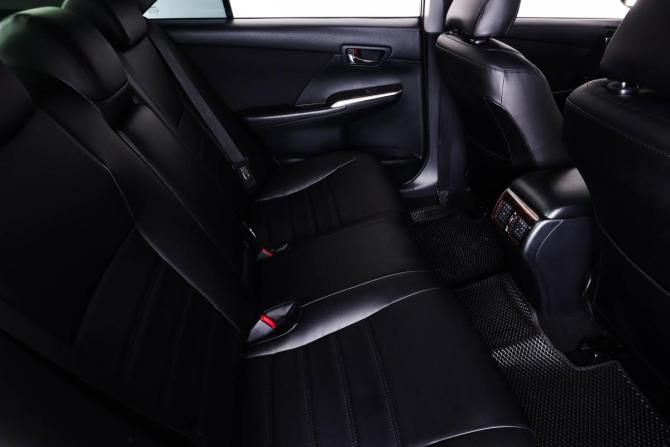 Toyota Camry VII (XV50) Рестайлинг с пробегом 2017 года, цена 2 399 000 рублей, 113000 км, седан, Автокод Объявления