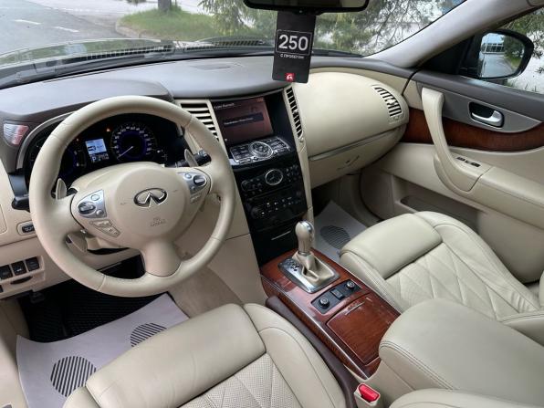 Infiniti FX II (S51) Рестайлинг с пробегом 2012 года, цена 1 799 000 рублей, 208678 км, внедорожник, Автокод Объявления