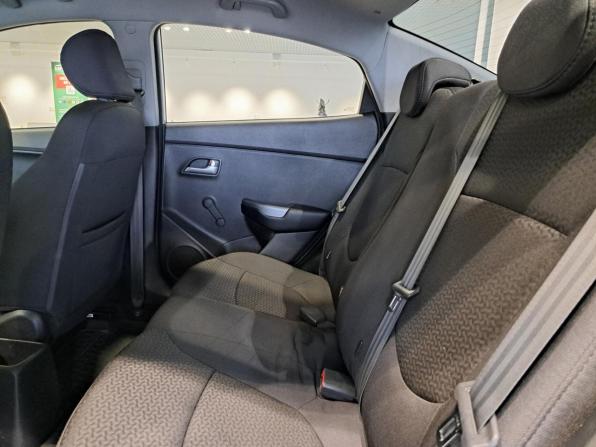 Kia Rio III Рестайлинг с пробегом 2015 года, цена 760 000 рублей, 142315 км, седан, Автокод Объявления