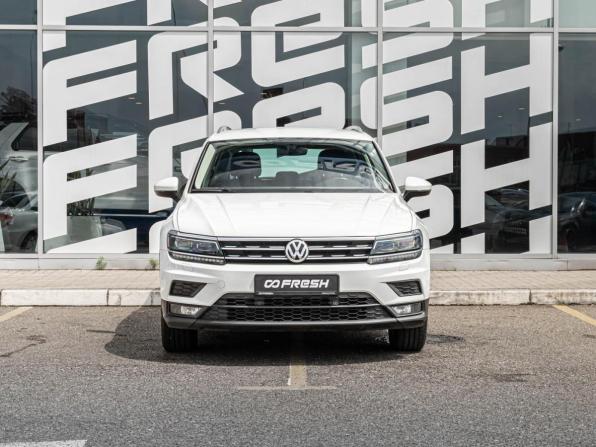 Volkswagen Tiguan II с пробегом 2017 года, цена 2 315 000 рублей, 186299 км, внедорожник, Автокод Объявления