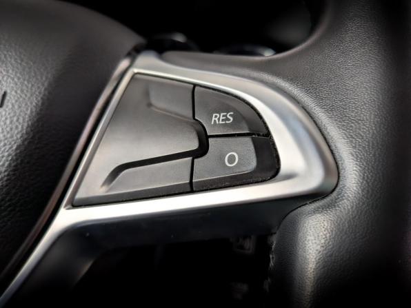 Renault Logan II с пробегом 2018 года, цена 899 000 рублей, 96981 км, седан, Автокод Объявления