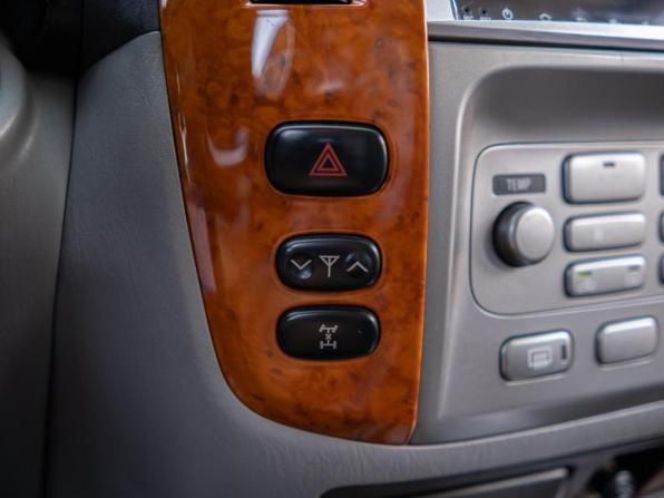 Toyota Land Cruiser 100 Series Рестайлинг 2 с пробегом 2007 года, цена 3 099 000 рублей, 252599 км, внедорожник, Автокод Объявления