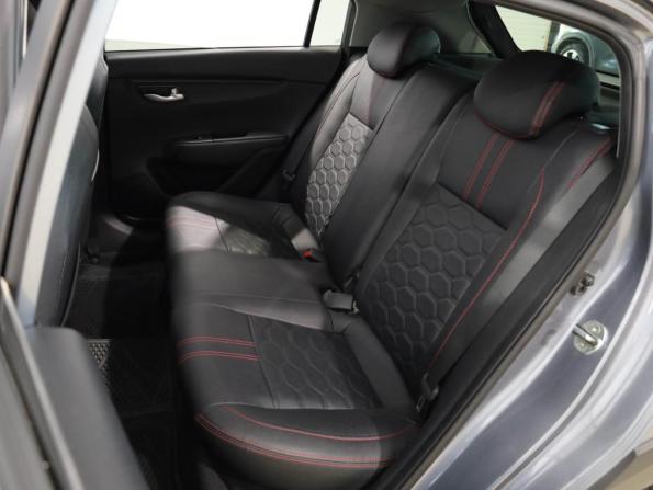 Kia Rio IV Рестайлинг с пробегом 2020 года, цена 1 829 000 рублей, 44663 км, хэтчбек, Автокод Объявления