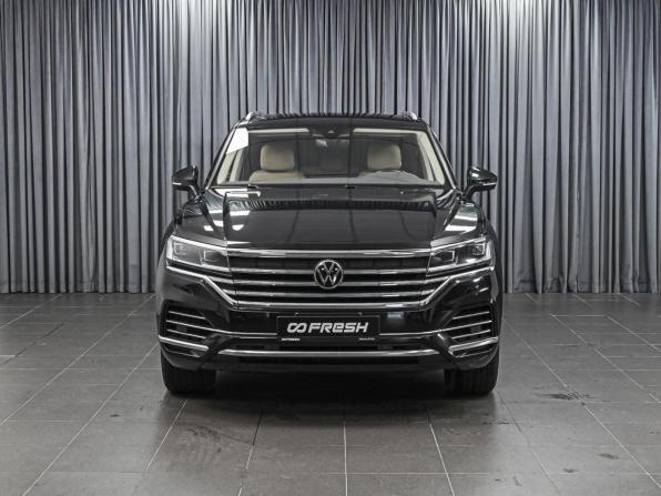Volkswagen Touareg III с пробегом 2022 года, цена 6 499 000 рублей, 32084 км, внедорожник, Автокод Объявления
