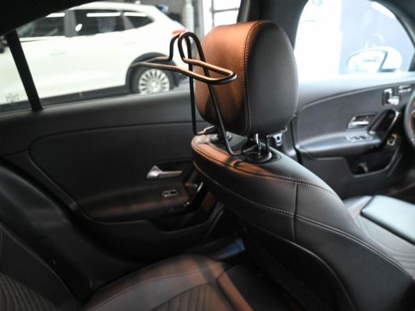 Mercedes-Benz A-Класс IV (W177) с пробегом 2020 года, цена 3 049 900 рублей, 80000 км, седан, Автокод Объявления
