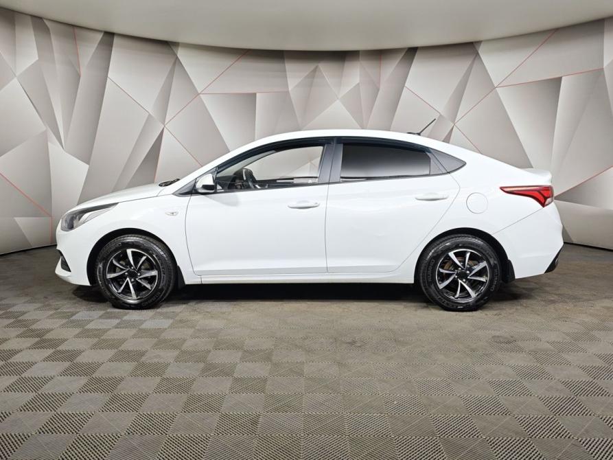 Hyundai Solaris II Москва  - изображение 5