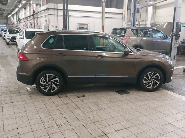 Volkswagen Tiguan II с пробегом 2018 года, цена 2 080 000 рублей, 100092 км, внедорожник, Автокод Объявления