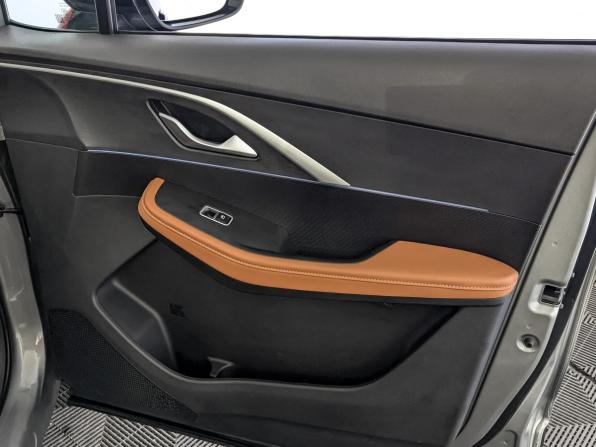 Omoda C5 I с пробегом 2023 года, цена 1 600 000 рублей, 97199 км, внедорожник, Автокод Объявления