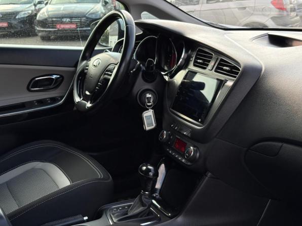 Kia Ceed II с пробегом 2013 года, цена 1 150 000 рублей, 192700 км, хэтчбек, Автокод Объявления