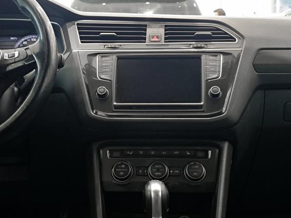 Volkswagen Tiguan II с пробегом 2017 года, цена 2 550 000 рублей, 198453 км, внедорожник, Автокод Объявления