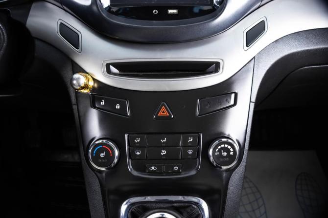 Chevrolet Orlando I с пробегом 2012 года, цена 1 389 000 рублей, 175000 км, компактвэн, Автокод Объявления