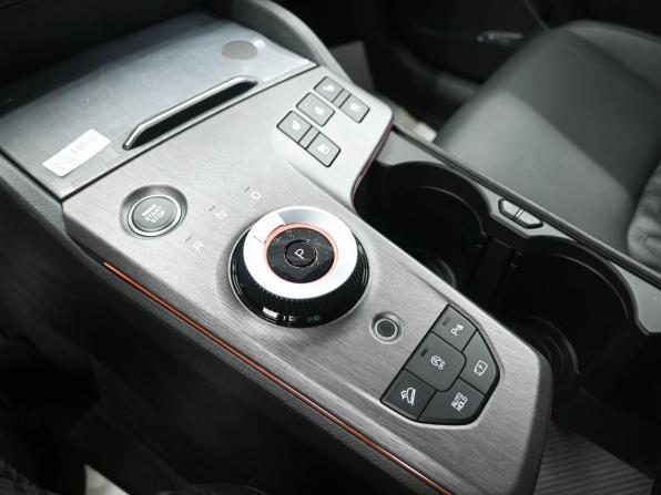 Kia Sportage V с пробегом 2025 года, цена 4 979 900 рублей, 5000 км, внедорожник, Автокод Объявления