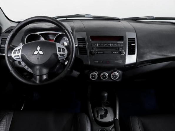 Mitsubishi Outlander II с пробегом 2008 года, цена 630 000 рублей, 454191 км, внедорожник, Автокод Объявления