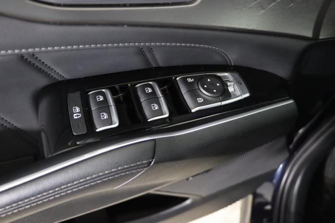 Kia Sorento IV с пробегом 2021 года, цена 3 549 990 рублей, 115271 км, внедорожник, Автокод Объявления