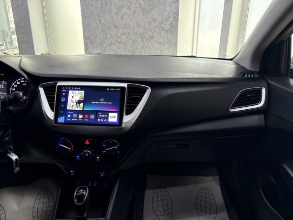 Hyundai Solaris II с пробегом 2017 года, цена 1 395 000 рублей, 116222 км, седан, Автокод Объявления