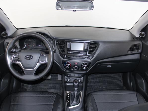 Hyundai Solaris II с пробегом 2020 года, цена 1 429 900 рублей, 122441 км, седан, Автокод Объявления