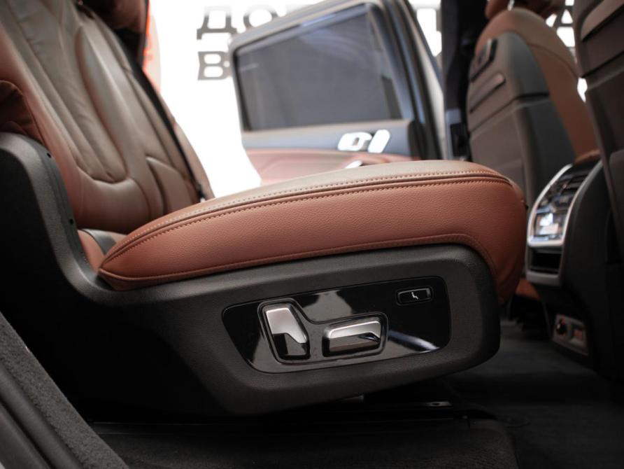 BMW X7 I (G07) Москва  - изображение 32