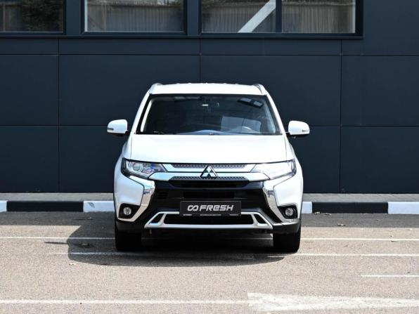 Mitsubishi Outlander III Рестайлинг 3 с пробегом 2021 года, цена 1 999 000 рублей, 188349 км, внедорожник, Автокод Объявления
