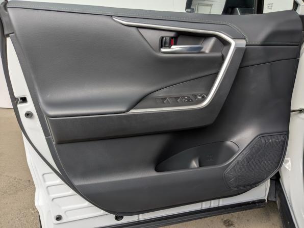 Toyota RAV4 V (XA50) с пробегом 2024 года, цена 4 110 000 рублей, 20000 км, внедорожник, Автокод Объявления