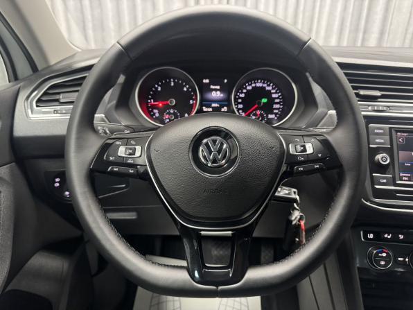 Volkswagen Tiguan II с пробегом 2017 года, цена 2 385 000 рублей, 165125 км, внедорожник, Автокод Объявления