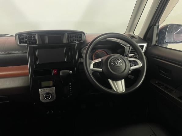 Toyota Tank I с пробегом 2018 года, цена 986 000 рублей, 183403 км, минивэн, Автокод Объявления