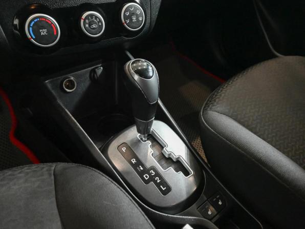 Kia Rio III Рестайлинг с пробегом 2015 года, цена 970 000 рублей, 164217 км, седан, Автокод Объявления