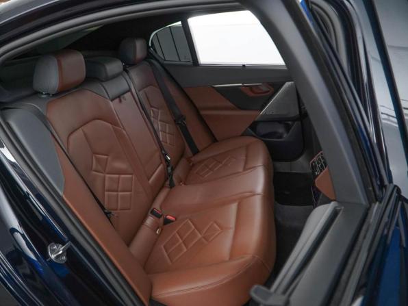 BMW 5 серии VIII (G60/G61/G68) с пробегом 2023 года, цена 6 977 900 рублей, 39441 км, седан, Автокод Объявления