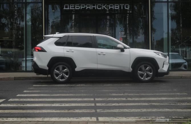 Toyota RAV4 V (XA50) с пробегом 2021 года, цена 3 650 000 рублей, 56116 км, внедорожник, Автокод Объявления