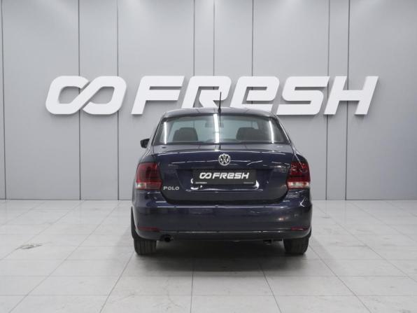Volkswagen Polo V Рестайлинг с пробегом 2016 года, цена 1 100 000 рублей, 211067 км, седан, Автокод Объявления