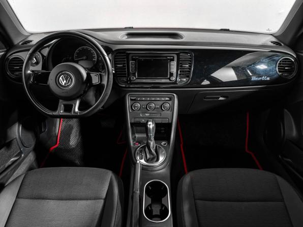 Volkswagen Beetle II (A5) с пробегом 2014 года, цена 1 367 980 рублей, 143217 км, хэтчбек, Автокод Объявления