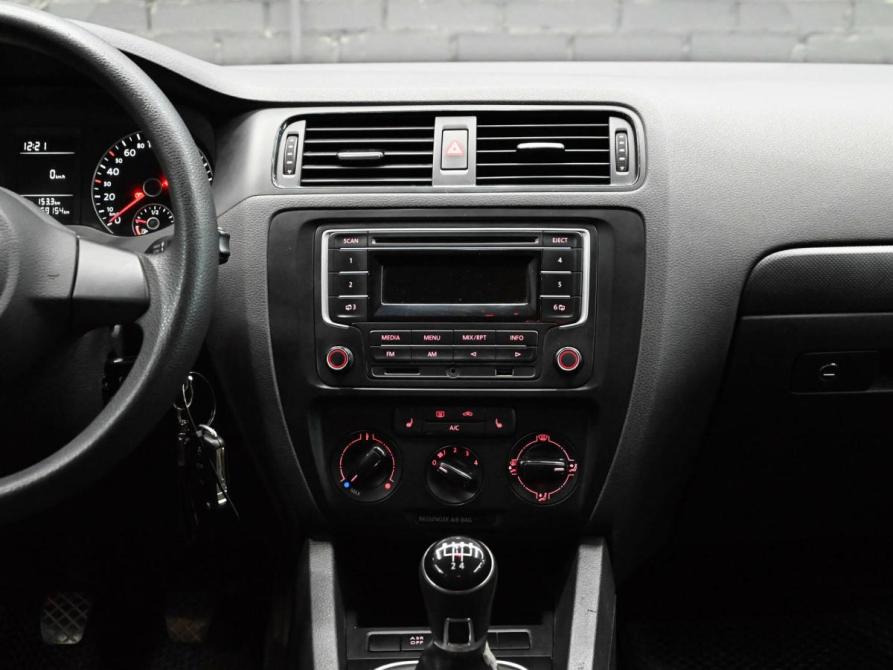Volkswagen Jetta VI Рестайлинг Екатеринбург  - изображение 13